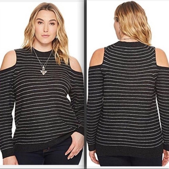 Lucky Brand Sweaters - •LUCKY BRAND• Gray Striped Cold Shoulder Sweater